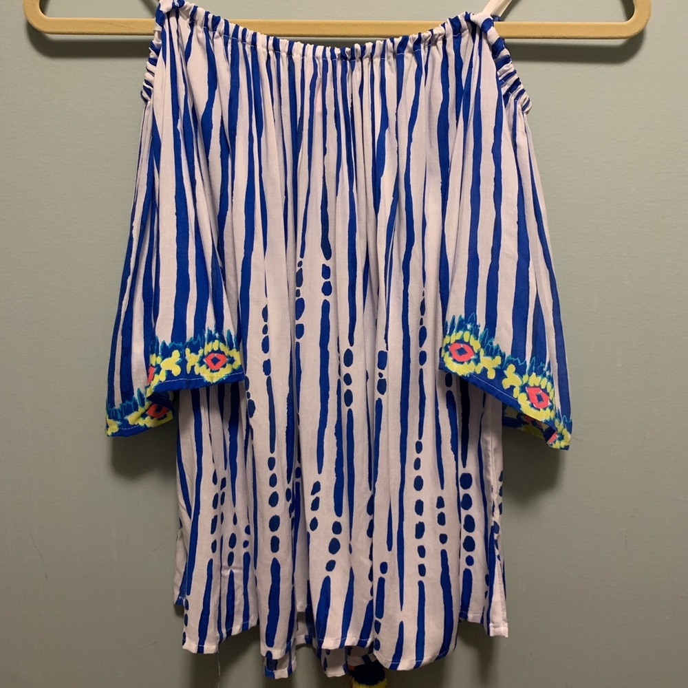 Lilly Pulitzer flowy off the shoulder top